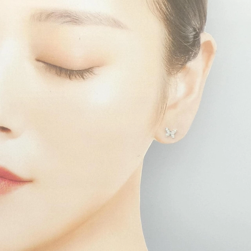 Bông tai mini bướm Graph - Hàng hiệu Authentic 843401