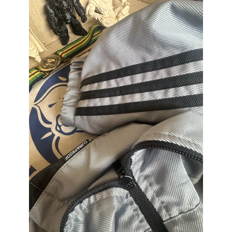 Áo khoác Nylon Adidas 1006747