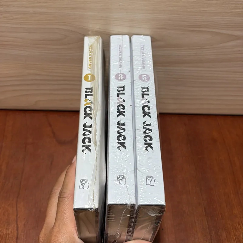 II Truyện Tranh: BLACK JACK (Bìa Cứng) - Tập Lẻ: 1, 3, 5 - TEZUKA OSAMU 732606