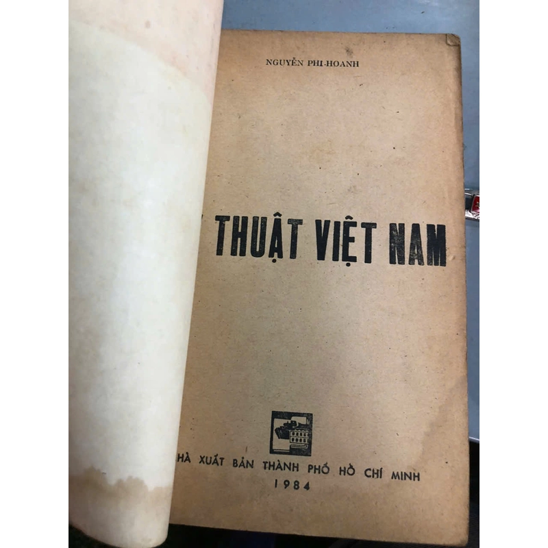 MỸ THUẬT VIỆT NAM - Nguyễn Phi Hoanh 444356