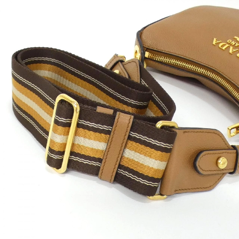 Túi xách vai Prada 1BC200 611010