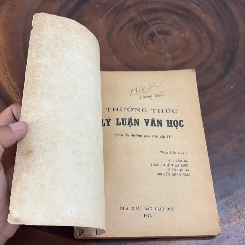 II Sưu Tầm: Thường Thức Lý Luận Văn Học - 1976 1008491