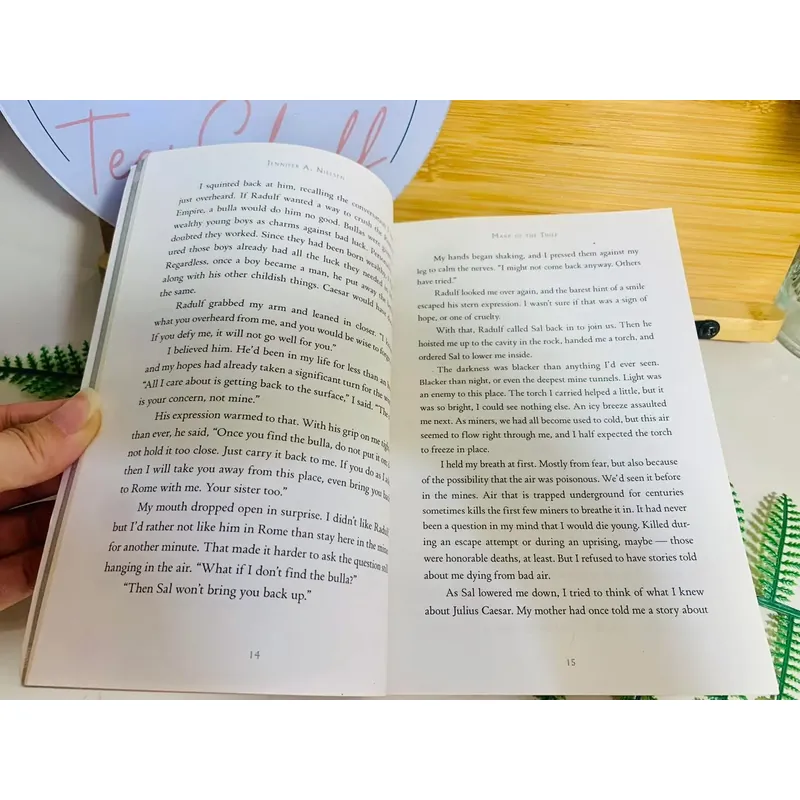 [Sách tiếng Anh 2hand] Like new 90% - 🧐 Mark of the Thief – Jennifer A. Nielsen 682234