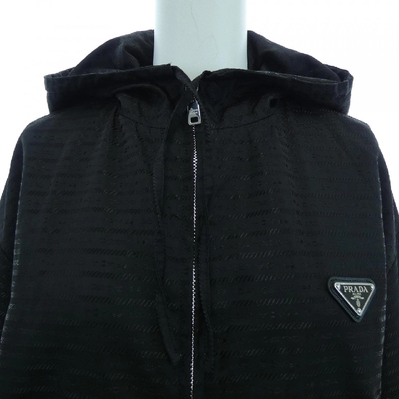 Jacket PRADA Triangle Logo 291774 S222 11FC - Hàng hiệu Authentic 817217