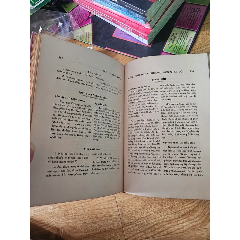 Bảo vệ sức khỏe (bìa cứng, rách vài trang)
 698677