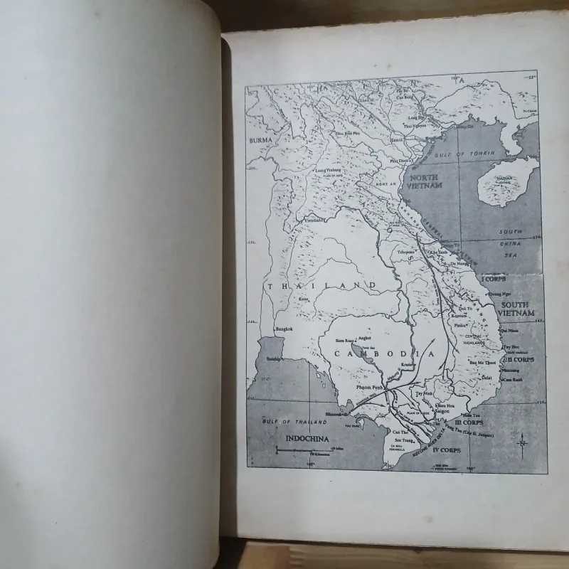 Sự Lừa Dối Hào Nhoáng - John Paul Vann Và Nước Mỹ Ở Việt Nam (Bộ 2 Tập) - Neil Sheehan 1010785