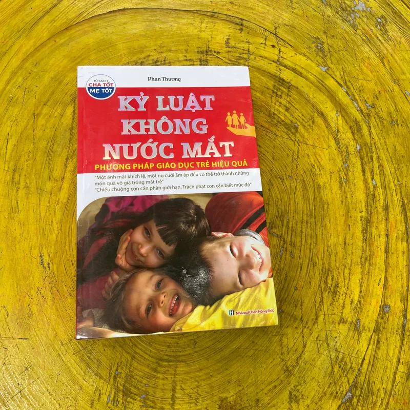 KỶ LUẬT KHÔNG NƯỚC MẮT- PHAN THƯƠNG 561898