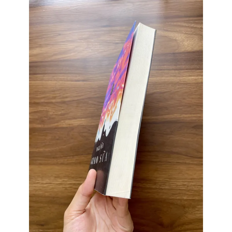 Người giao sữa - Anna Burns  1005437