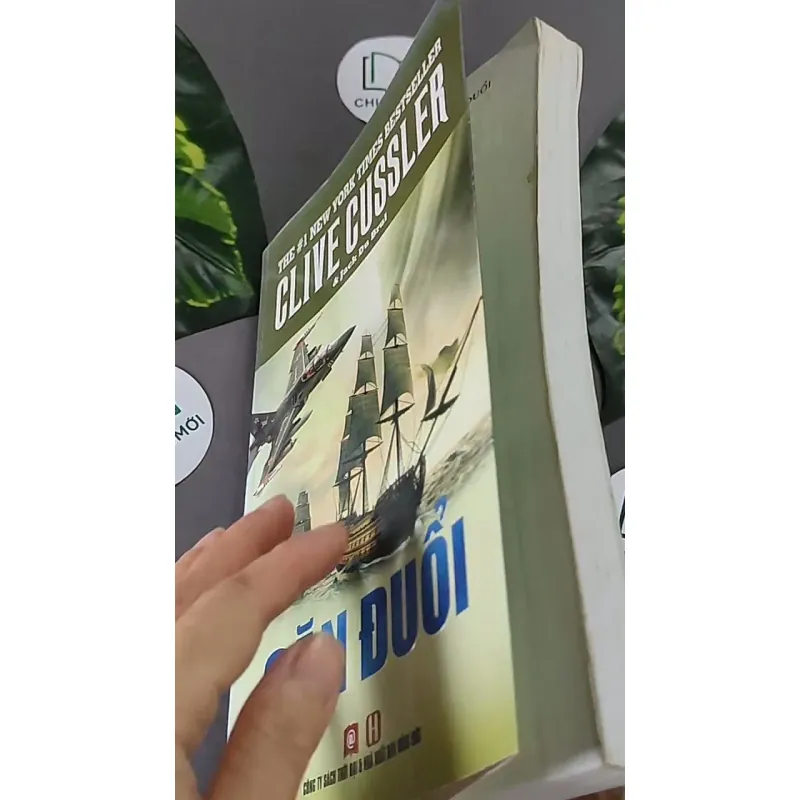 Săn Đuổi (2012) - Clive Cussler 603337