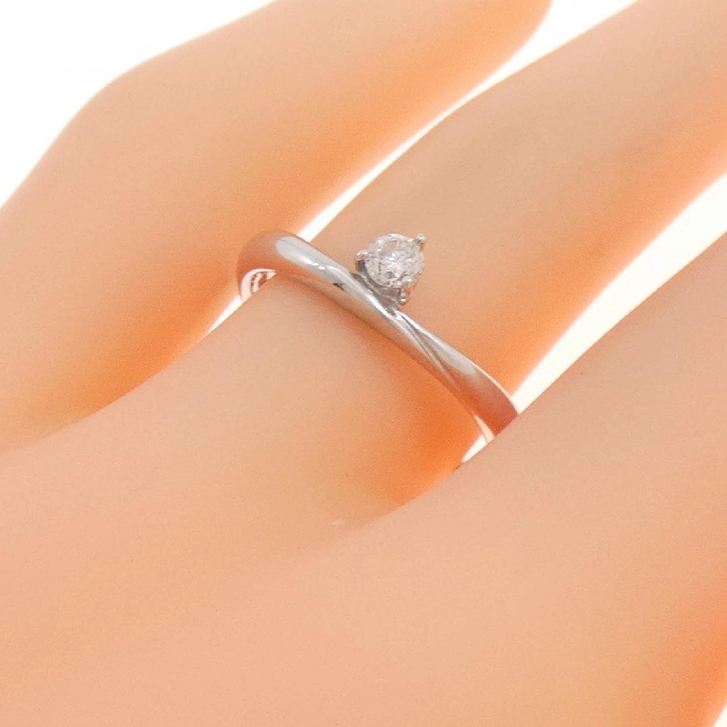 Nhẫn kim cương K18WG 0.11CT 667756