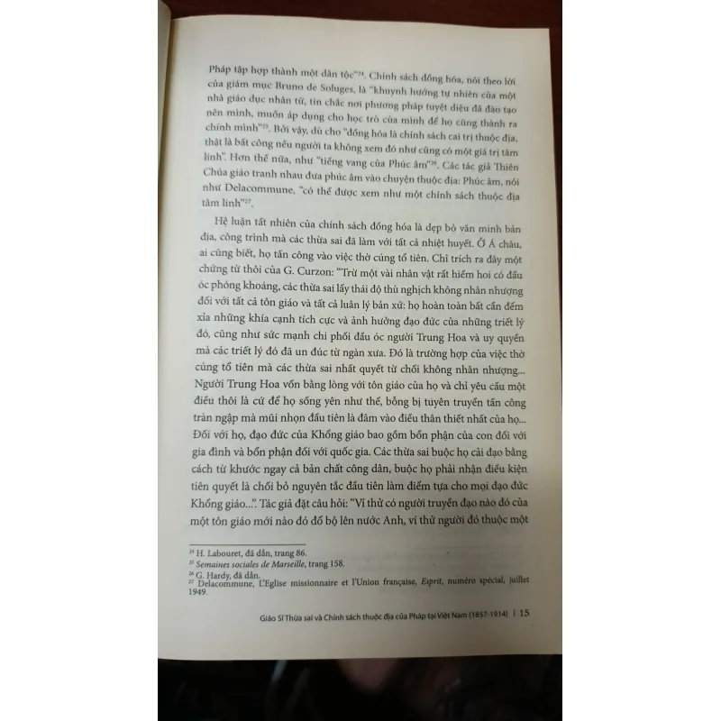 GIÁO SĨ THỪA SAI VÀ CHÍNH SÁCH THUỘC ĐỊA CỦA PHÁP TẠI VIỆT NAM (1857-1914) 706423