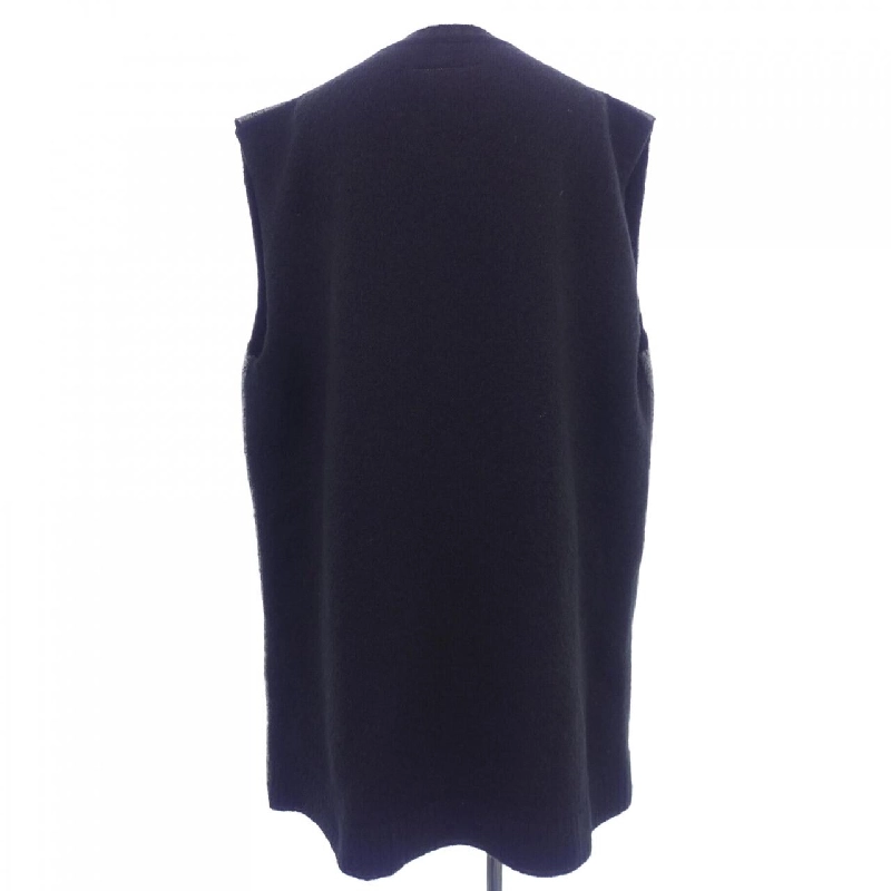 【Mã giảm giá】Áo gile MM6 643665