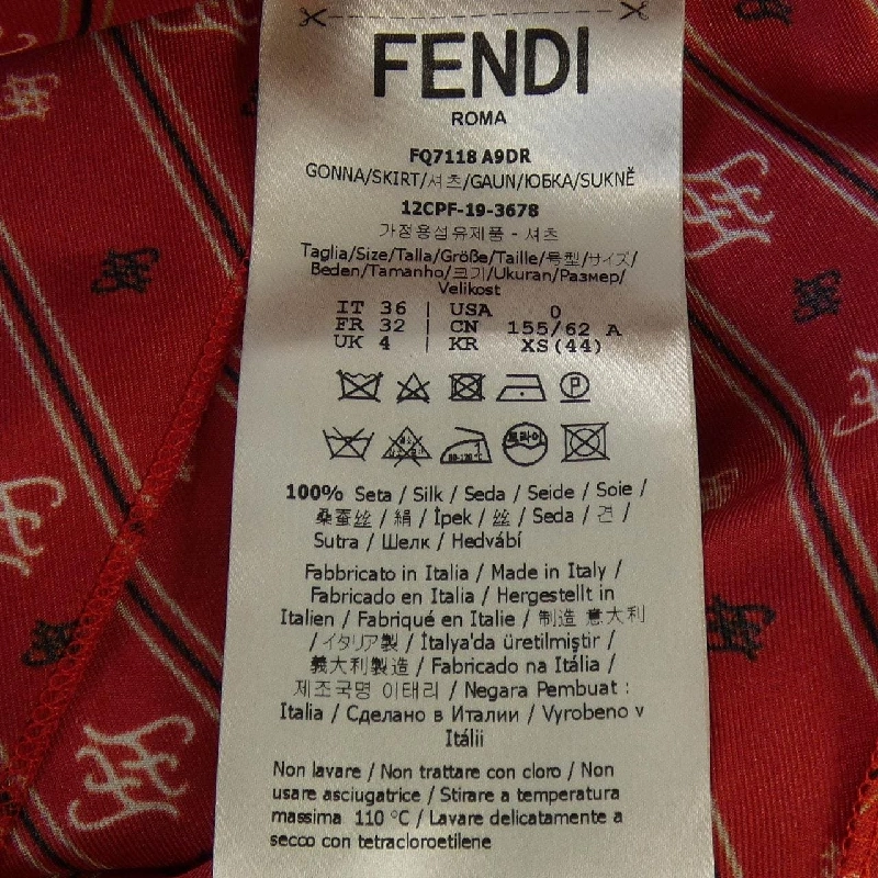 FENDI FQ7118 A9DR Váy 647094