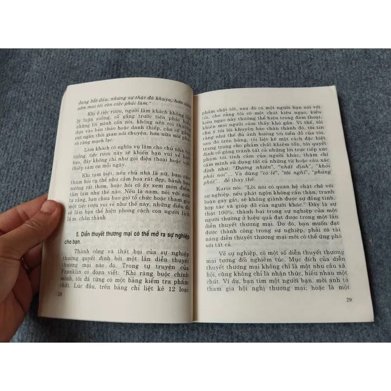 NGHỆ THUẬT DIỄN THUYẾT 729254