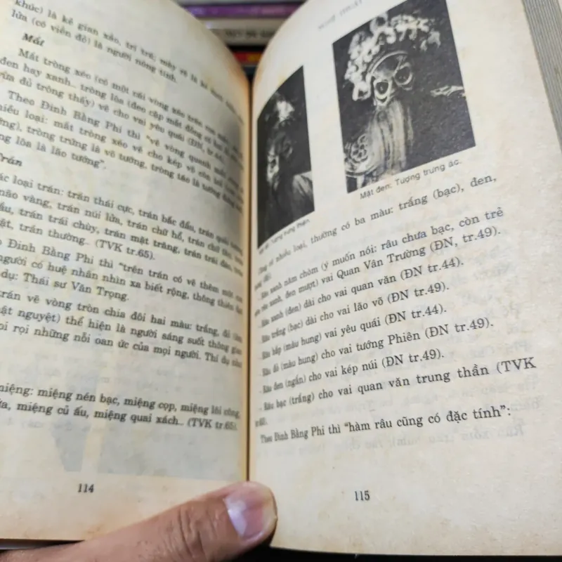 Nghệ Thuật Sân Khấu Hát Bội - Lê Văn Chiêu 1018996