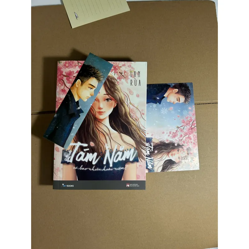 Tám Năm Có Bao Nhiêu Hoài Niệm? 60k 735349