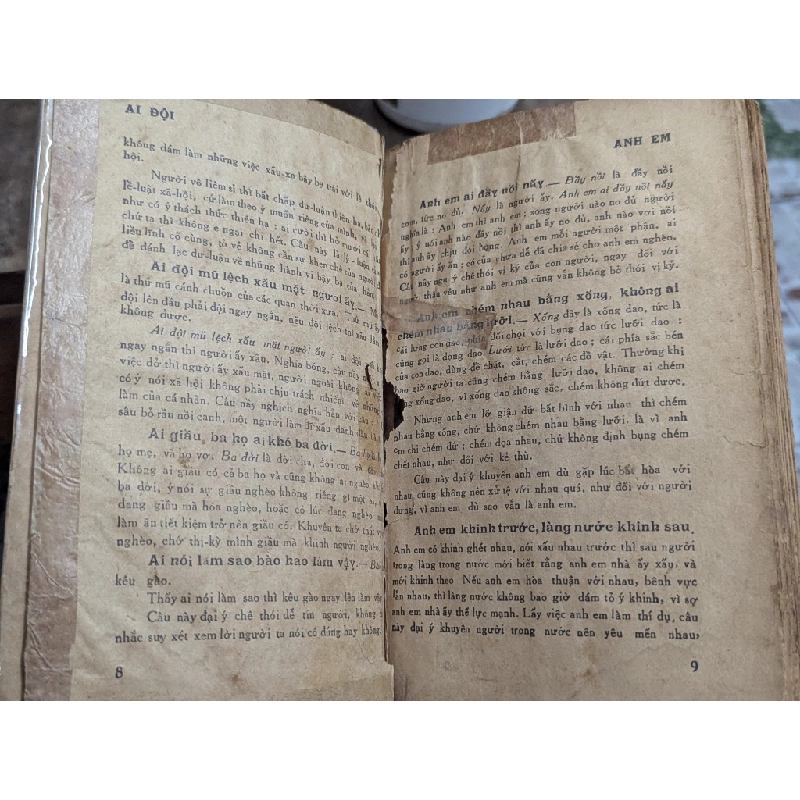 TỤC NGỮ LƯỢC GIẢI - LÊ VĂN HOÈ 129185