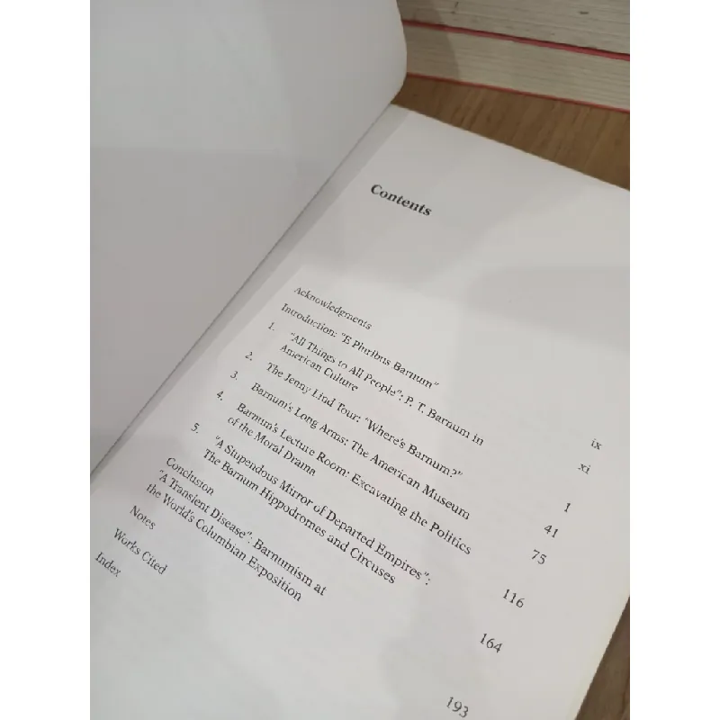 E Pluribus Barnum: The great showman and the making of U.S. popular culture - Bluford Adams 702413