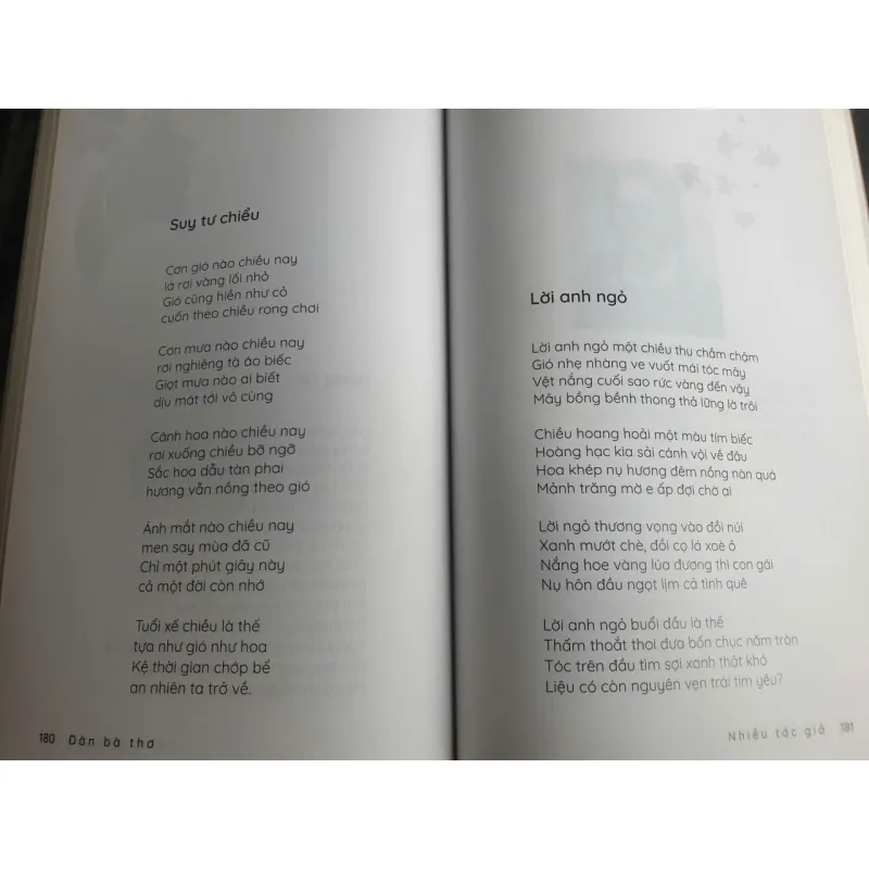 Đàn Bà Thơ 696877