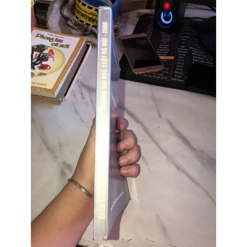 Giáo Trình Tội Phạm Học 935102