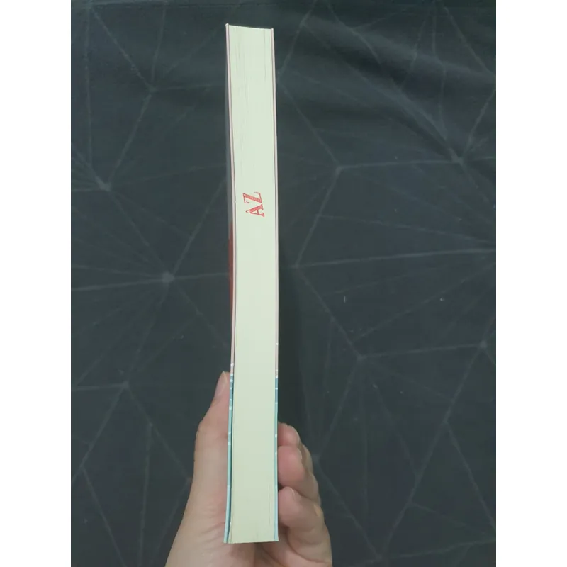 "Một mình vẫn tỏa sáng, cũng có thể yêu thương cả thế giới" (new) - Lý Thanh Thiển 559373
