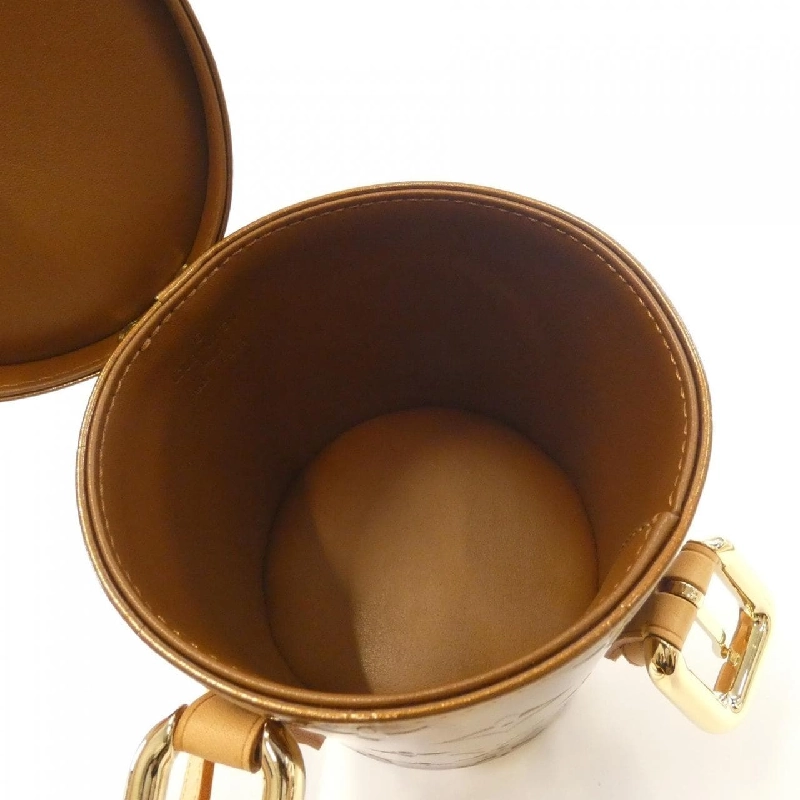 Túi xách vai Louis Vuitton Vernis Astor Place M91101 610225