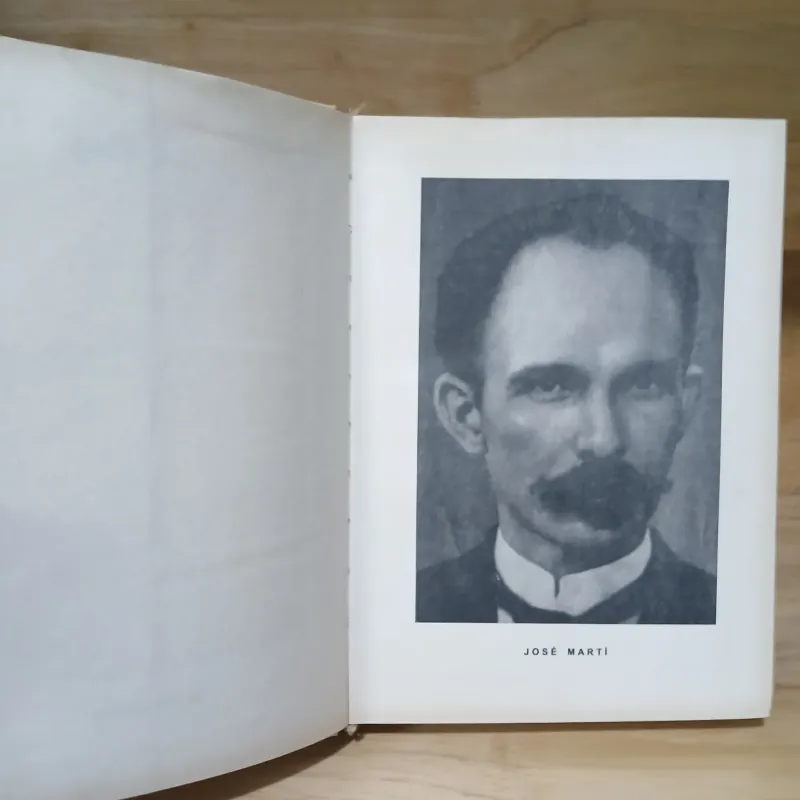 Tuổi Vàng (Ấn Bản Kỷ Niệm 120 Năm) - José Martí 785995