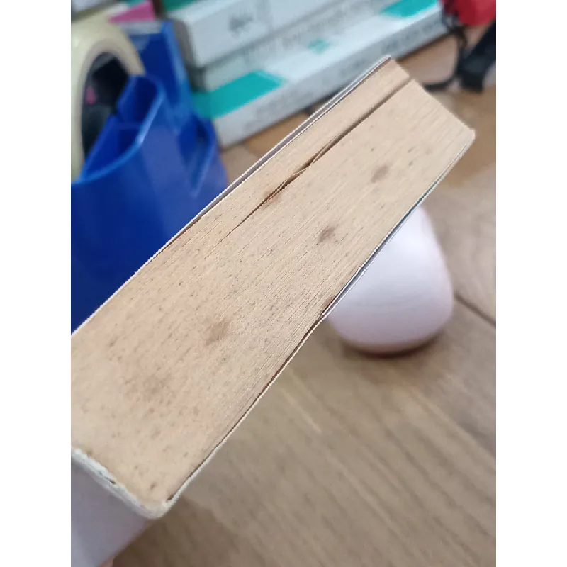 Ký Ức Đỏ - Laurie Faria Stolarz 703431