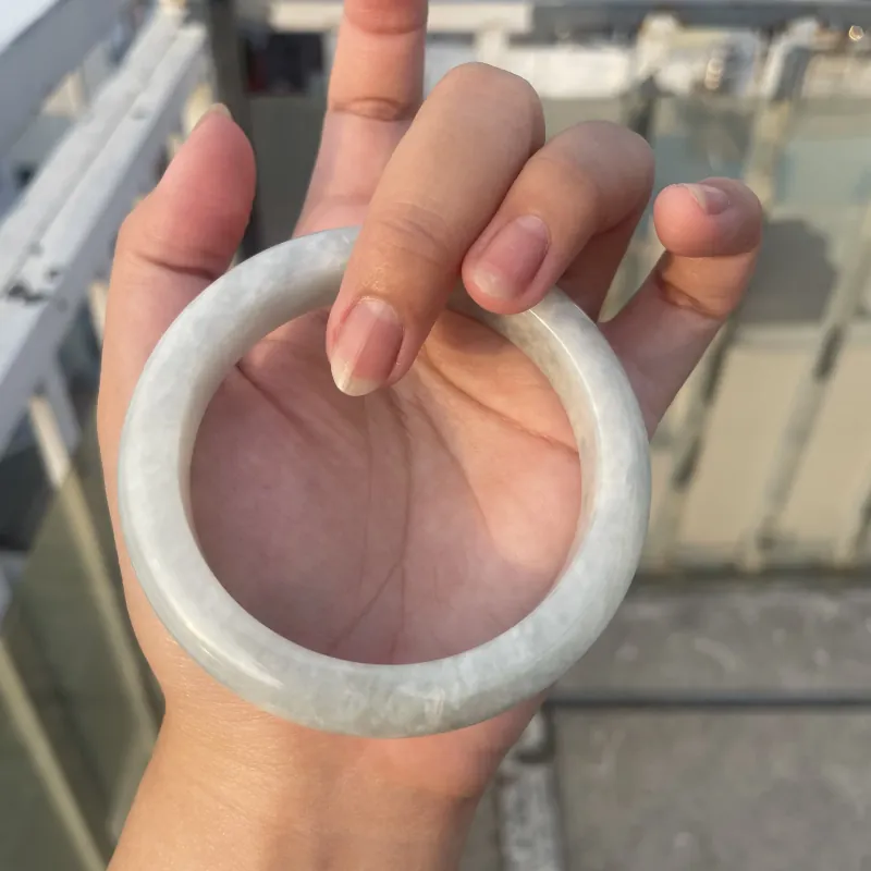 Vòng cẩm thạch type A - Ni 55.9 - Chột 12.2 - Dầy 8.2 801162