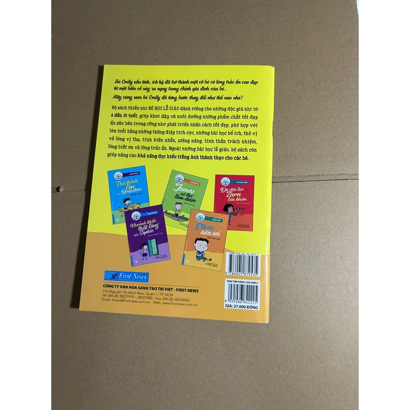 Bài học về lòng cảm thông - trái tim vàng của Emily (song ngữ) 732514