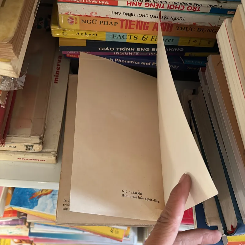 II Tựa sách: Huế Chừ (Phóng Sự) - PHANXIPĂNG - 2000 436552