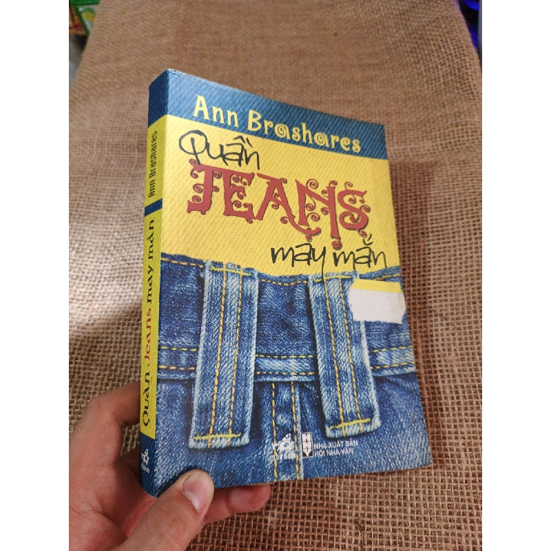 Quần Jeans may mắn - Ann Brashares 2008 mới 80% ố(Văn học nước ngoài) HLSC2404 1028370