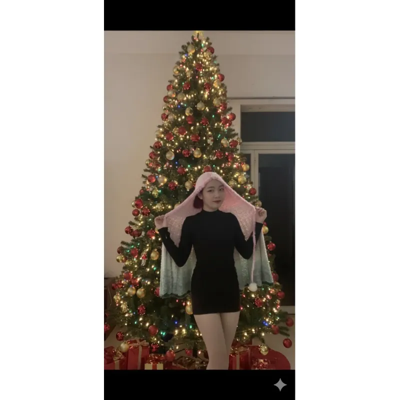 Khăn choàng len có mũ nữ 995405