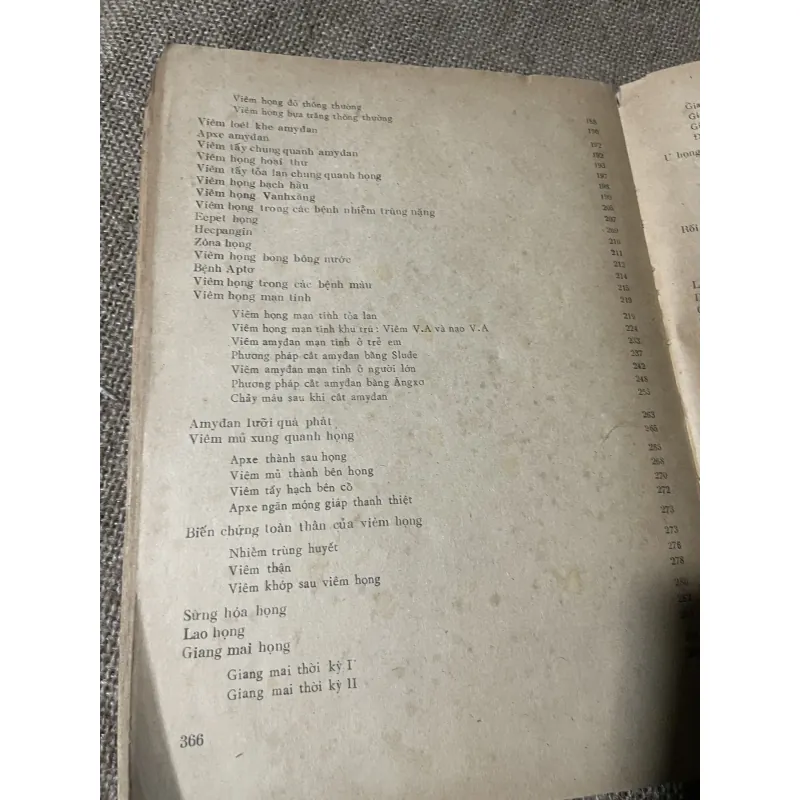 Tai mũi họng thực hành - 370 trang, khổ lớn  750167