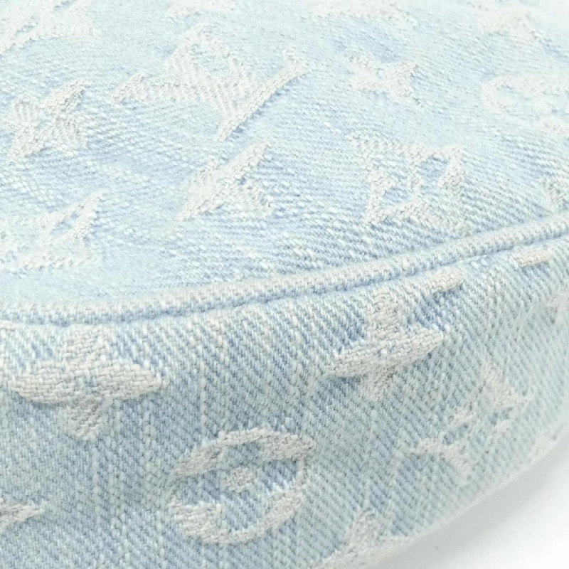 Túi xách Louis Vuitton Monogram Denim (LV Bên Hồ) Loop M24846 - Hàng hiệu Chính hãng 804148