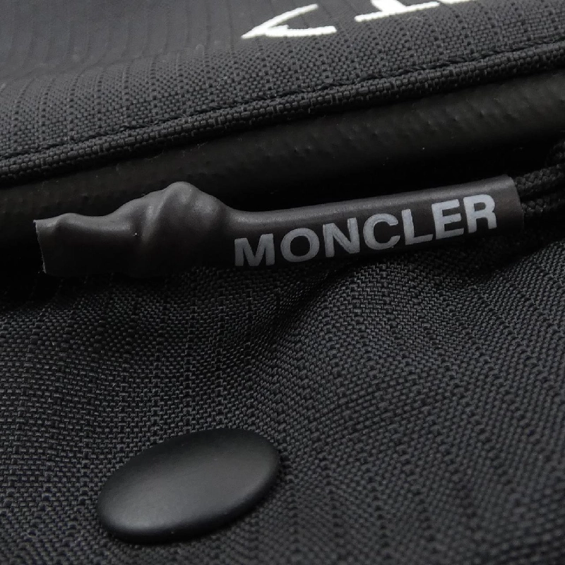 Túi MONCLER GENIUS - Hàng hiệu Chính hãng 902734
