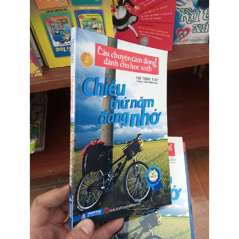 Chiều thứ năm đáng nhớ 2013 Sách truyện VAVO-AK19 935963