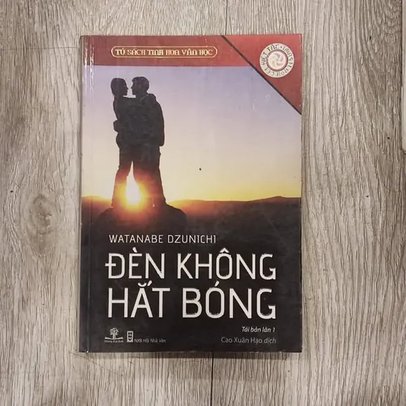 Đèn không hắt bóng - Watanabe Dzunichi 973510