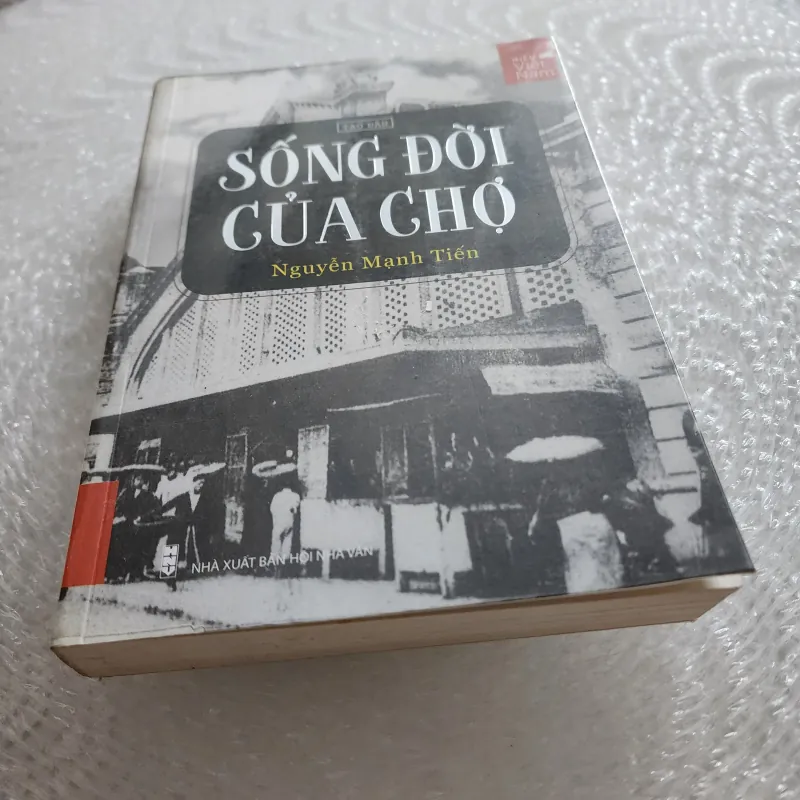 Sống đời của chợ | nguyễn mạnh tiến  1022027