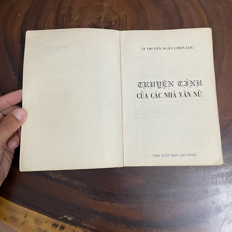II Tựa sách: Truyện Tình Của Các Nhà Văn Nữ - 1998 461892