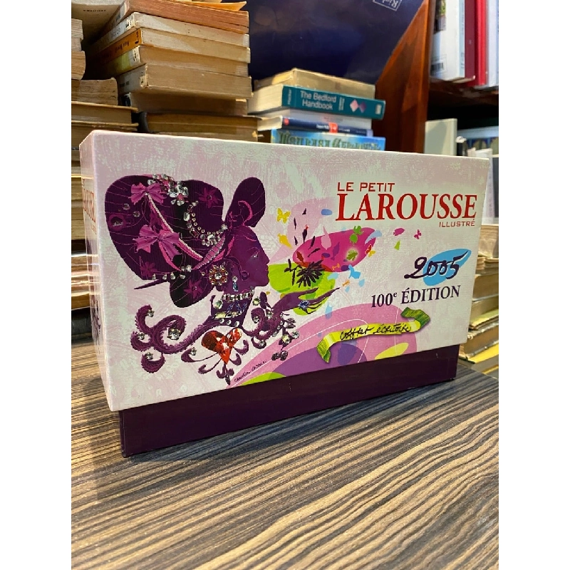 Le Petit LaRousse Illustre 2005 100e Edition 277512