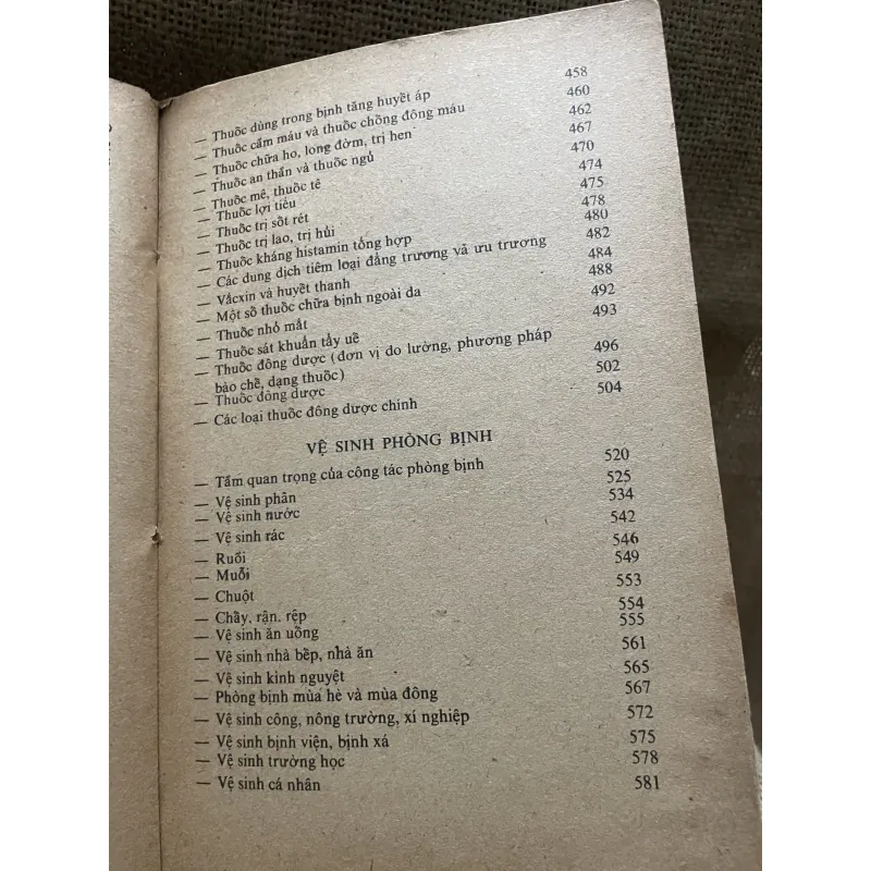 Tài liệu huấn luyện y tá - sách khổ lớn- 600 trang  926157
