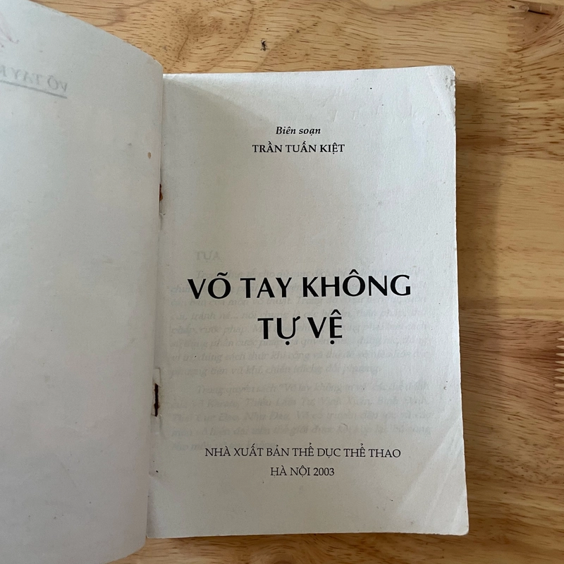 II Tựa sách: Võ Tay Không Tự Vệ - Trần Tuấn Kiệt - 2003 465664