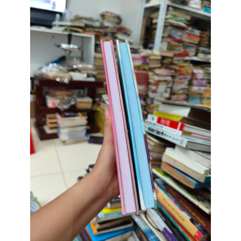 2 cuốn mất anh bởi mọi thứ em cho 🌱 474756