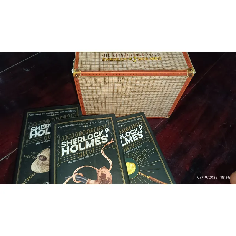 Sherlock Holmes rương bộ 3q bìa cứng 188291