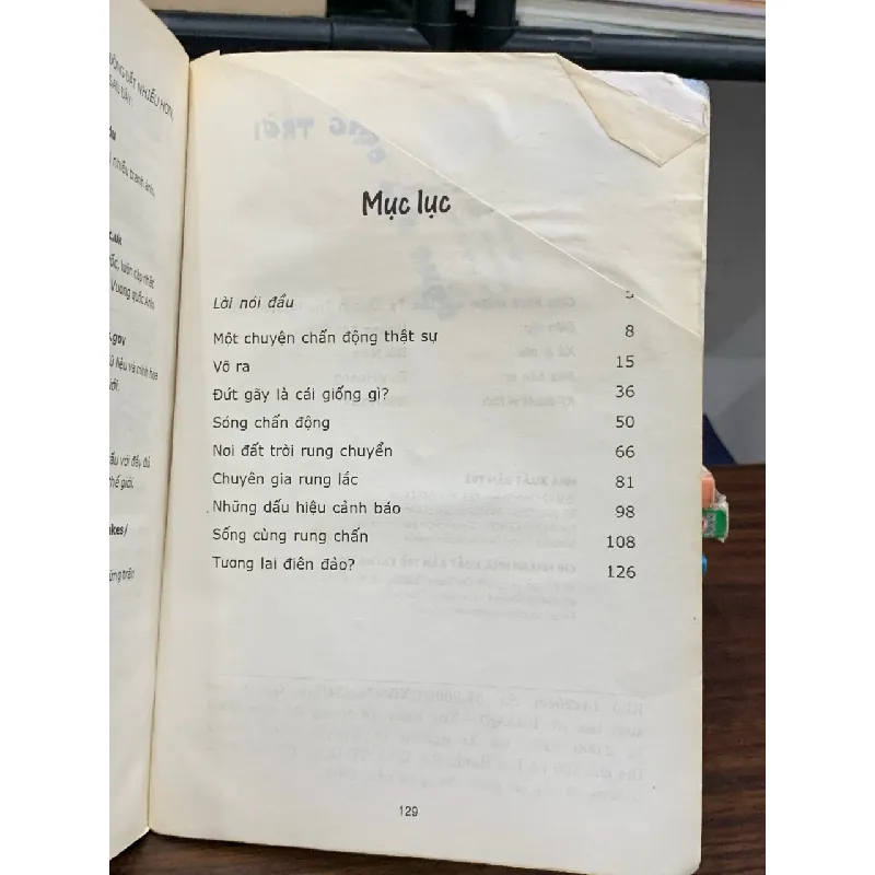 Động đất động trời- Anita Ganeri 600786