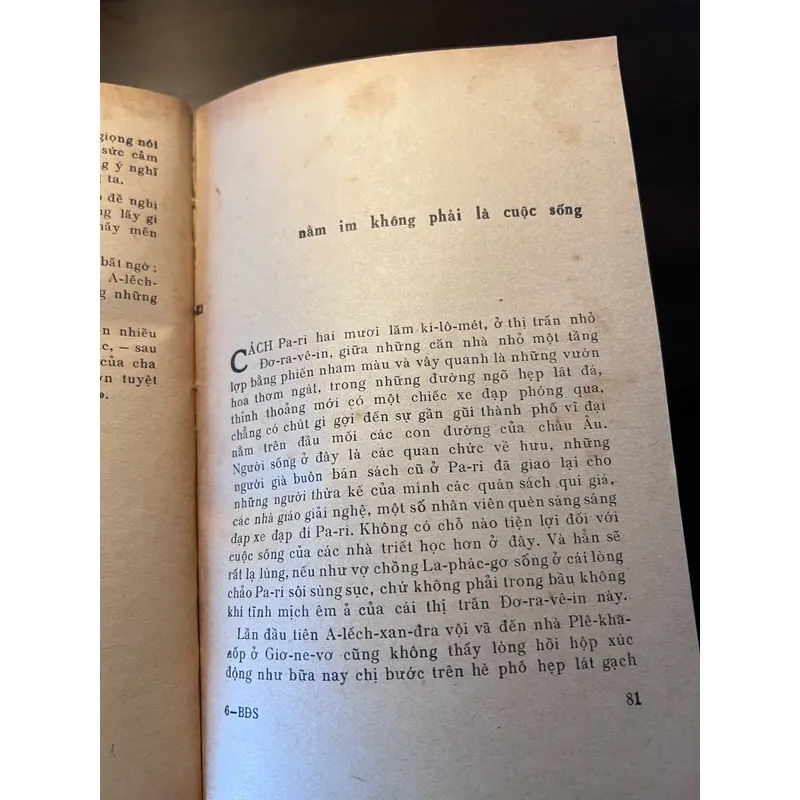 📖 Bà đại sứ (xb 1977) 602479