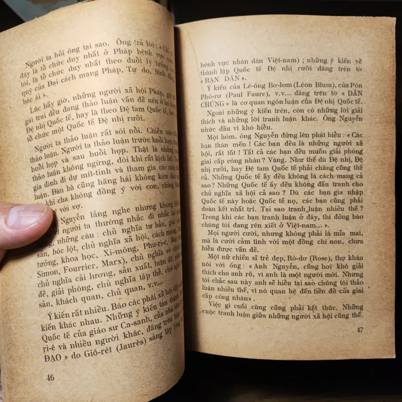 Những Mẫu Chuyện Về Đời Hoạt Động Của Hồ Chủ Tịch 1022205