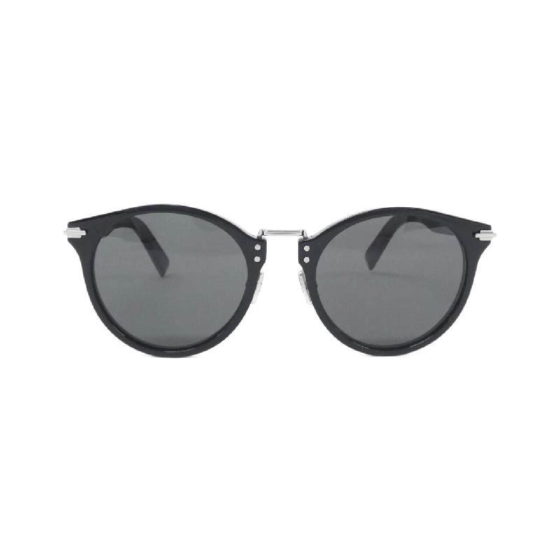 【Sản phẩm mới】Kính mát BLACKSUIT R4U của Christian Dior 625301