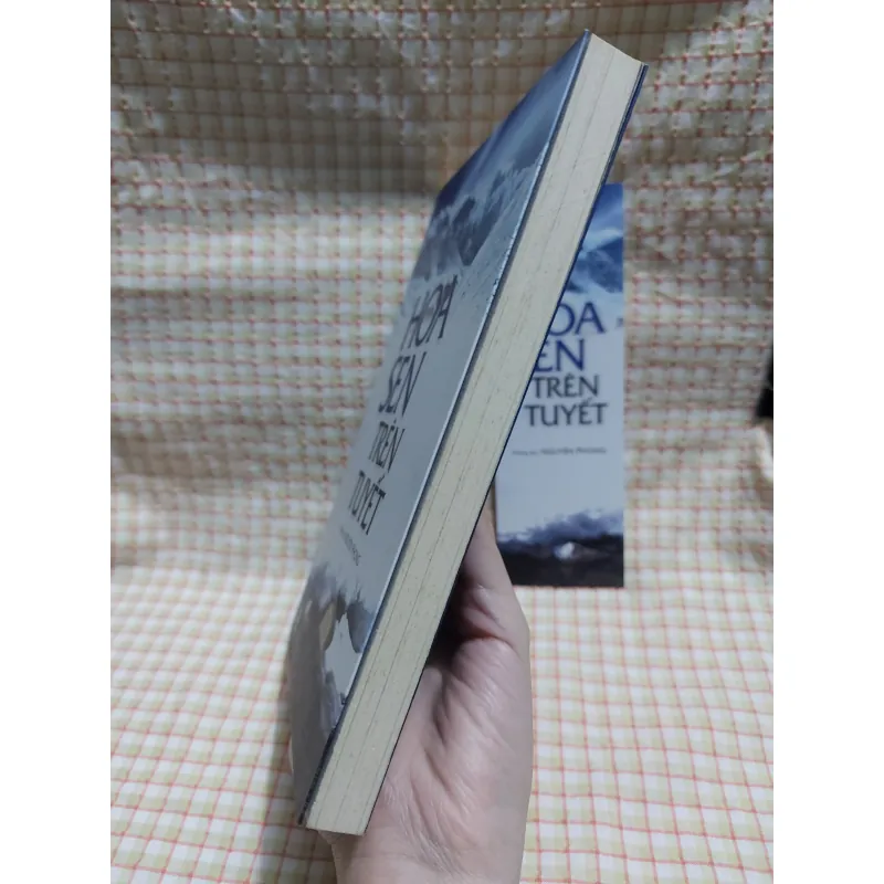 HOA SEN TRÊN TUYẾT - NGUYÊN PHONG phóng tác 797621